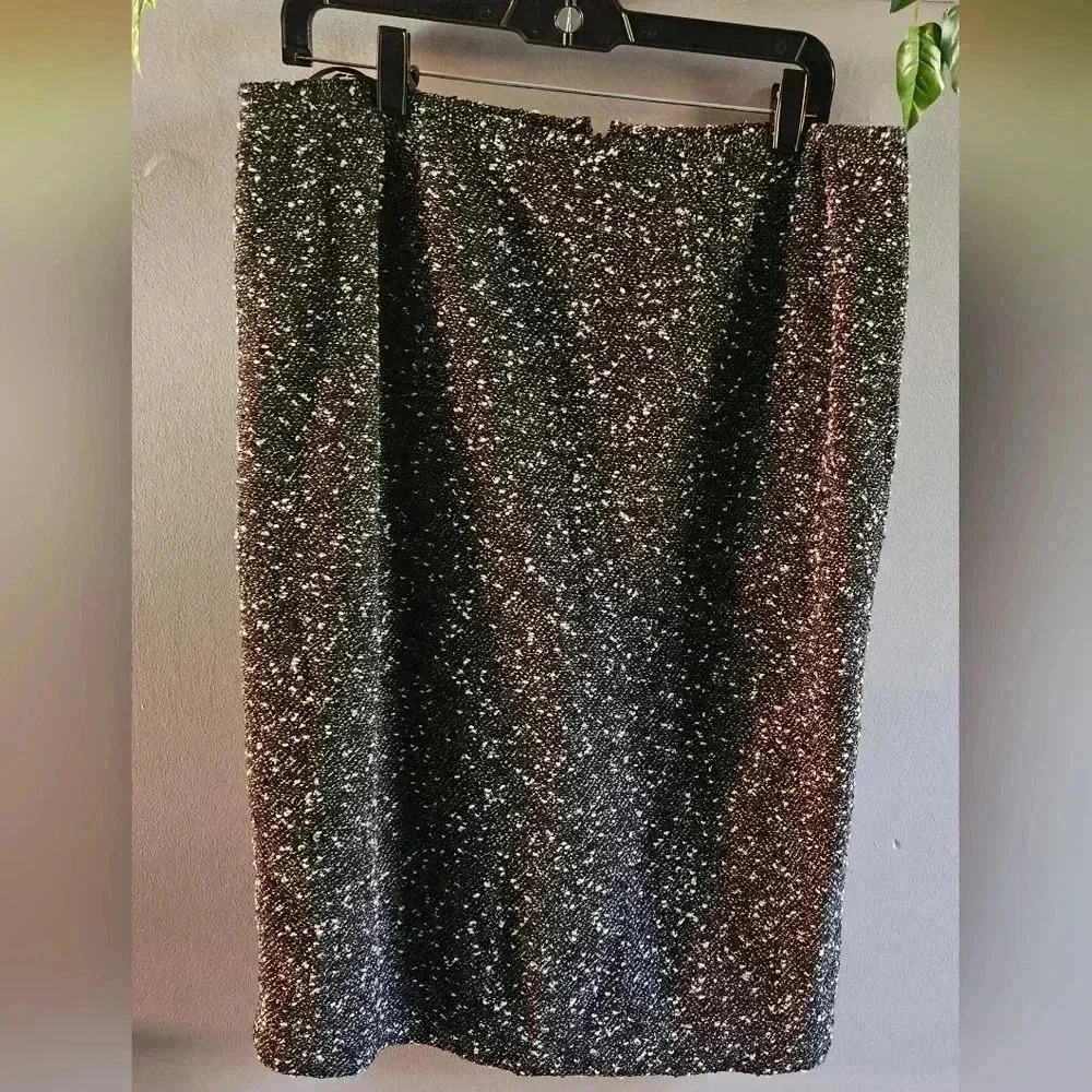 Albert Nipon Wool/Nylon Blend Black & White Skirt Women (14)